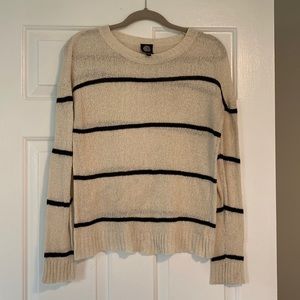 Bobeau M sweater